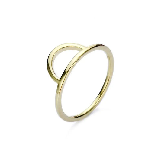 Minimalist Hollow Ring – Elegant & Timeless Design