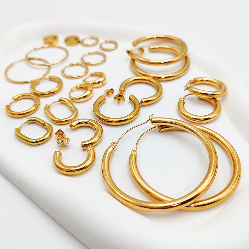 Luxe Circles Hoop Earrings Set