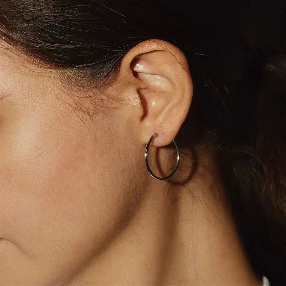 Eterna Hoops Hoop Earrings