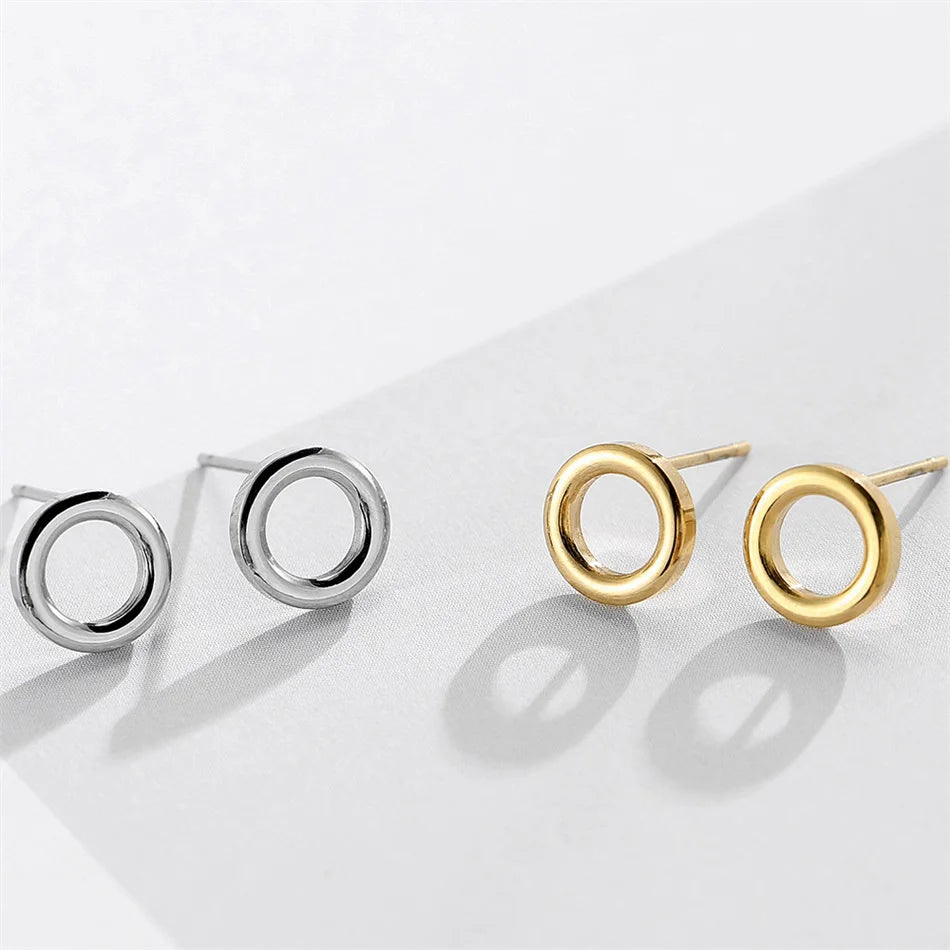 Eterna Circle Minimalist Open Circle Stud Earrings